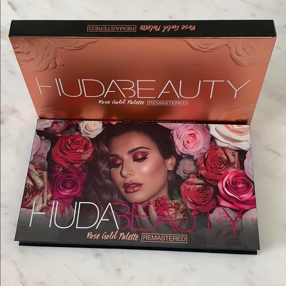 Huda Beauty Rose Gold Remastered Eyeshadow Palette - Picture 8 of 12